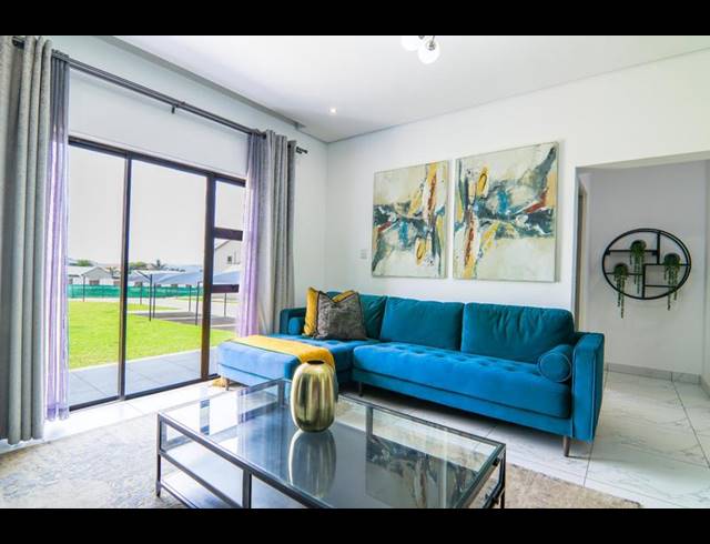 2 BEDROOM TOWNHOUSE FOR SALE IN NOORDWYK